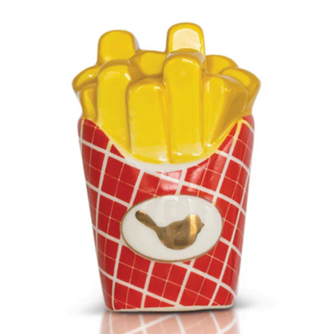 Nora Mini - happy fry day!