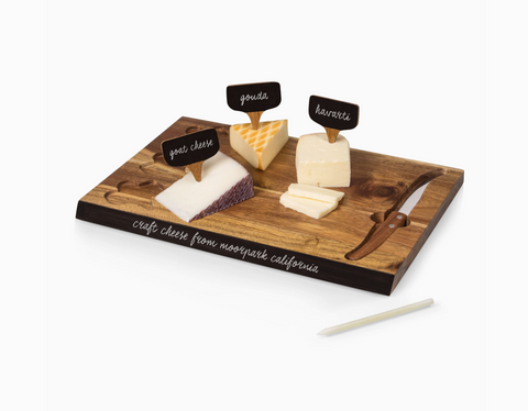 Delio Acacia Cheese Cutting Board & Tools