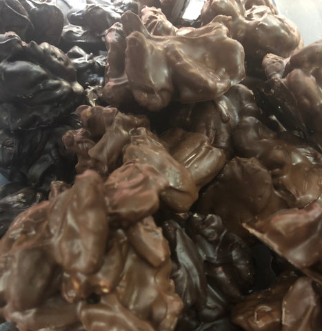Chocolate Pecan Cluster (qty 3)